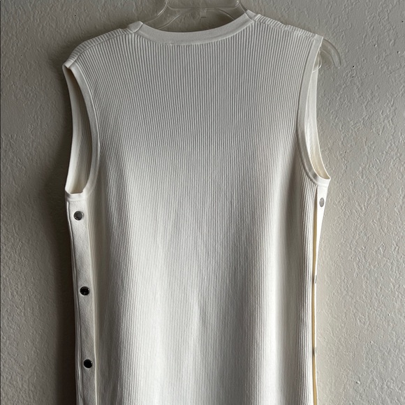 Like New! Elie Tahari Open Front Ribbed Cardigan Sleeveless in Size S - Picture 7 of 11
